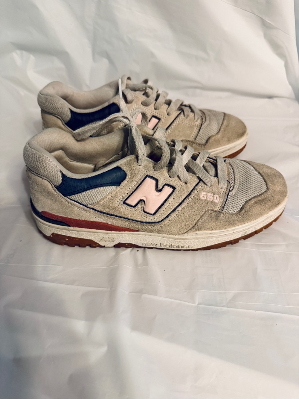 New Balance 550 BBW550NP Women’s Size 8 Gray Pink Navy Suede Sneakers